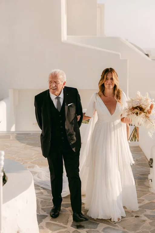 Alessandra e Francesco wedding at Andromeda & 5 Senses Restaurant, Santorini