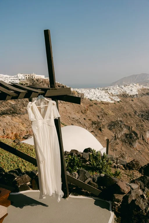 Alessandra e Francesco wedding at Andromeda & 5 Senses Restaurant, Santorini