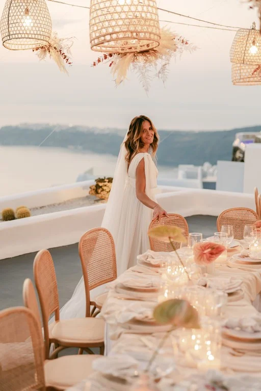 Alessandra e Francesco wedding at Andromeda & 5 Senses Restaurant, Santorini