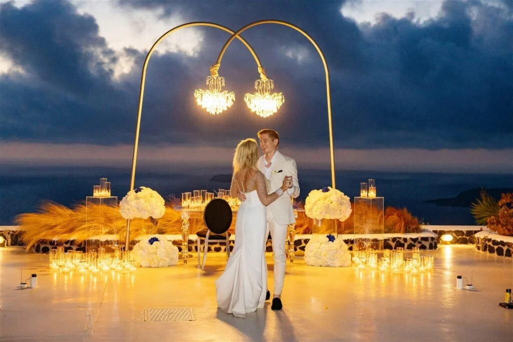 Jessica & Chris wedding at Sunset Hills Venue, Santorini