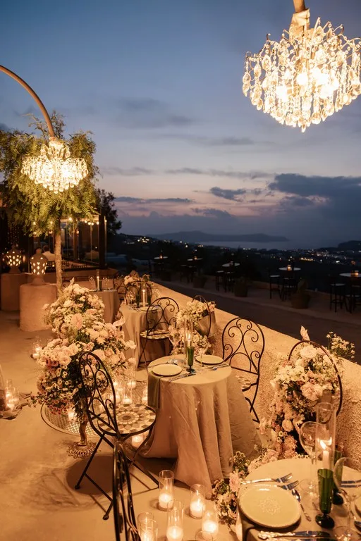 The garden styling workshop wedding at Madame Sousou, Santorini