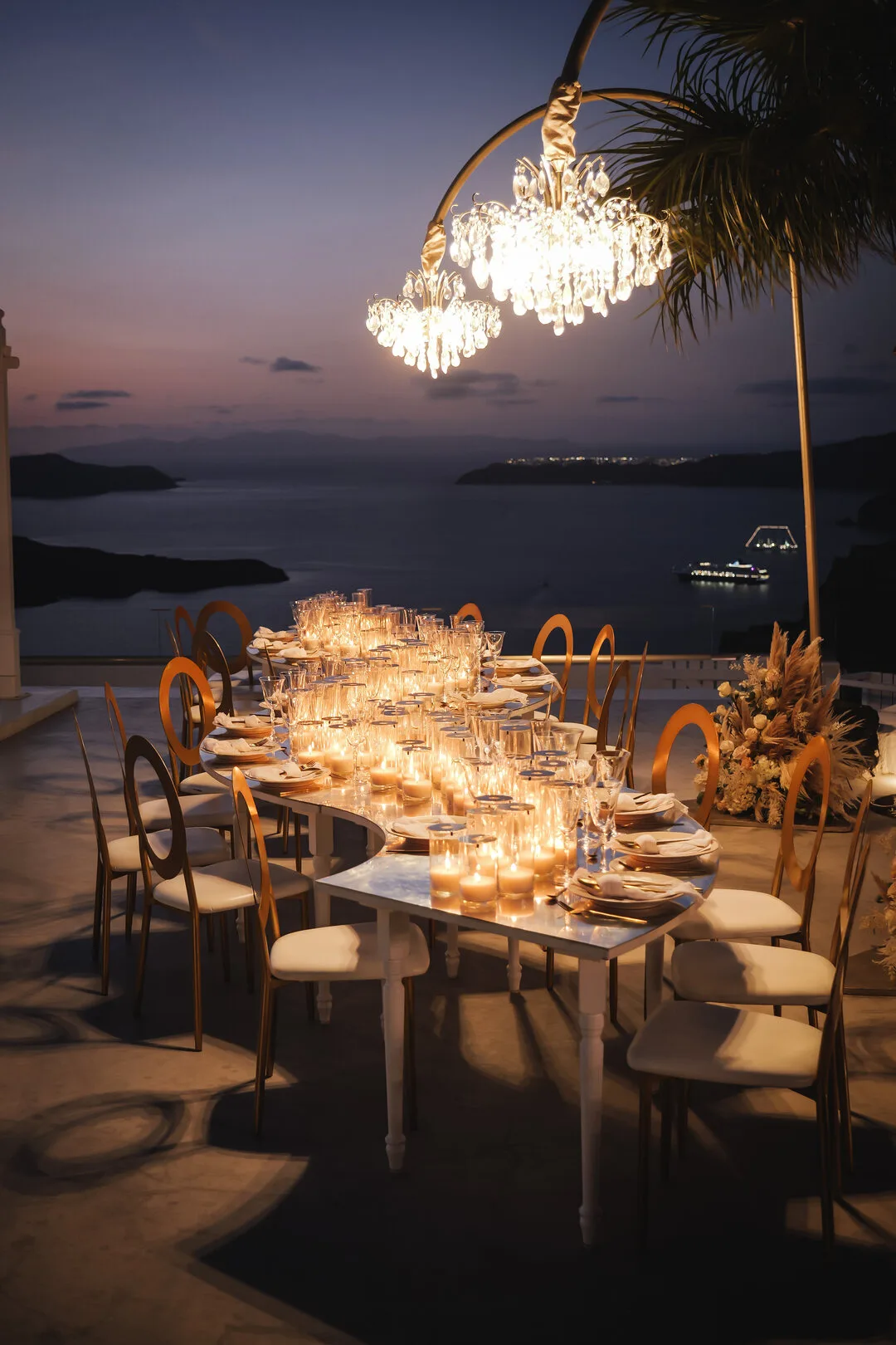 Santorini wedding décor and rentals